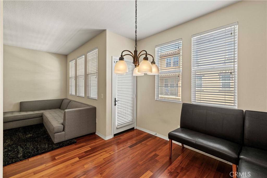 Valencia, CA 91354,28476 Herrera ST
