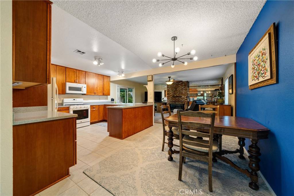 Lancaster, CA 93536,42709 40th ST W