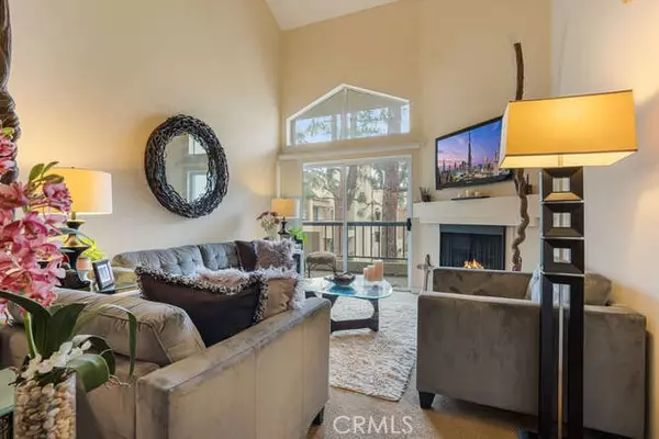 Woodland Hills, CA 91367,21400 Burbank BLVD #313