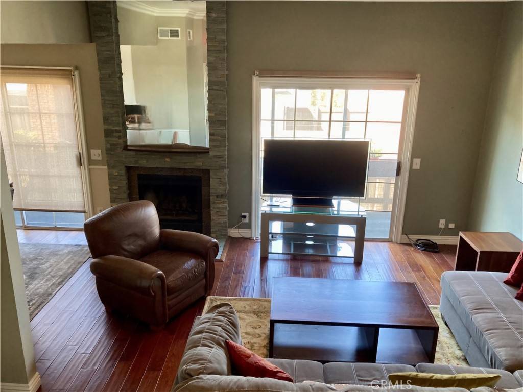 View Park, CA 90008,3800 STOCKER ST #17