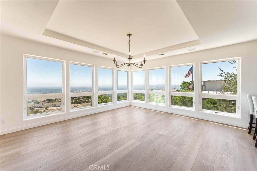 Simi Valley, CA 93063,1112 Mesa DR