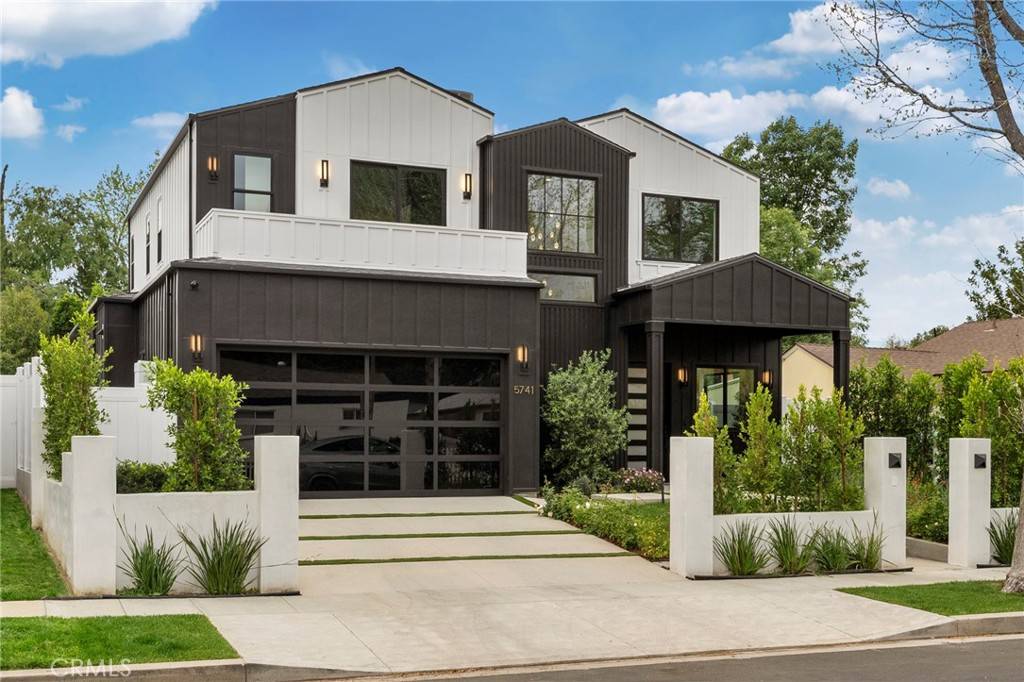 Encino, CA 91316,5741 Newcastle AVE