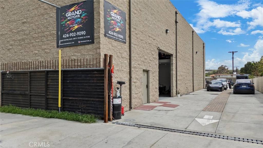 Sylmar, CA 91342,12650 Foothill BLVD