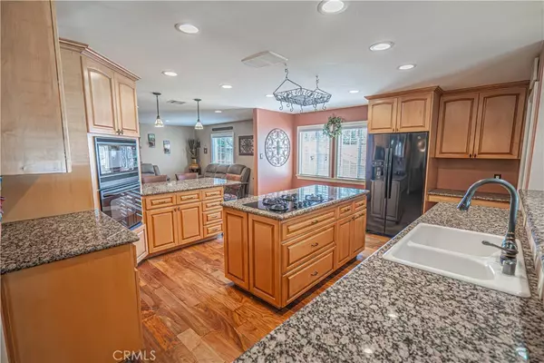 Saugus, CA 91350,22422 Los Rogues Dr