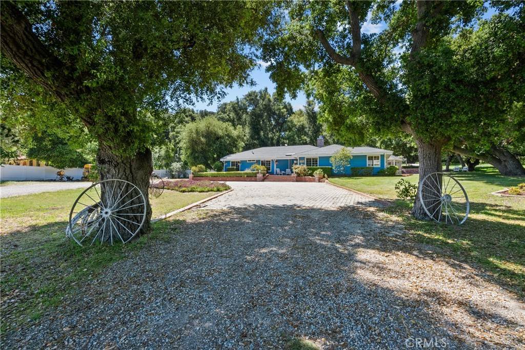 Castaic, CA 91384,31040 Hasley Canyon RD