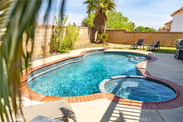Palmdale, CA 93551,3121 Hampton RD