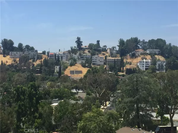 Woodland Hills, CA 91364,5119 Escobedo DR