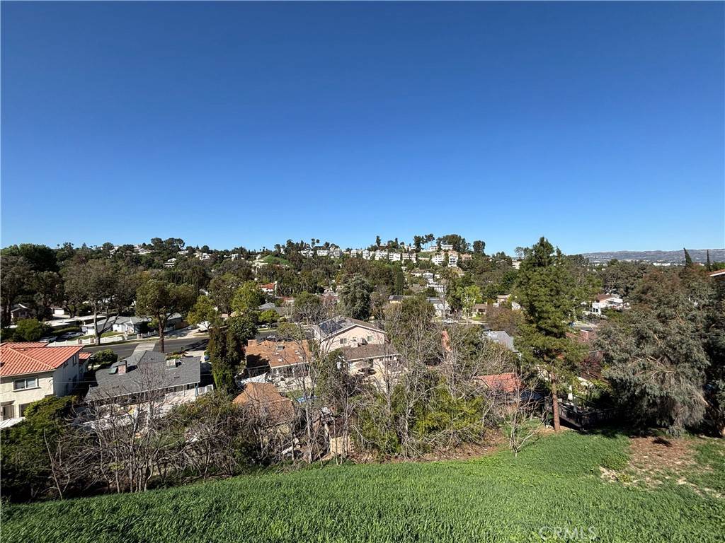 Woodland Hills, CA 91364,5119 Escobedo DR