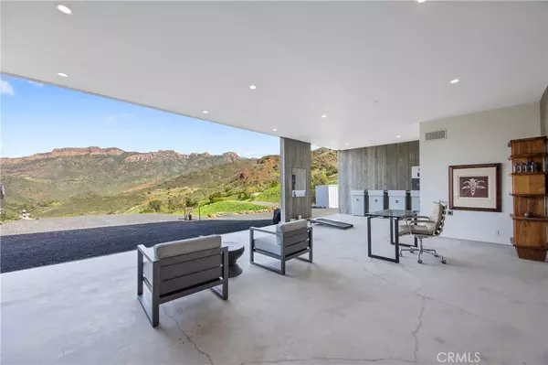 Malibu, CA 90265,10120 Yerba Buena RD