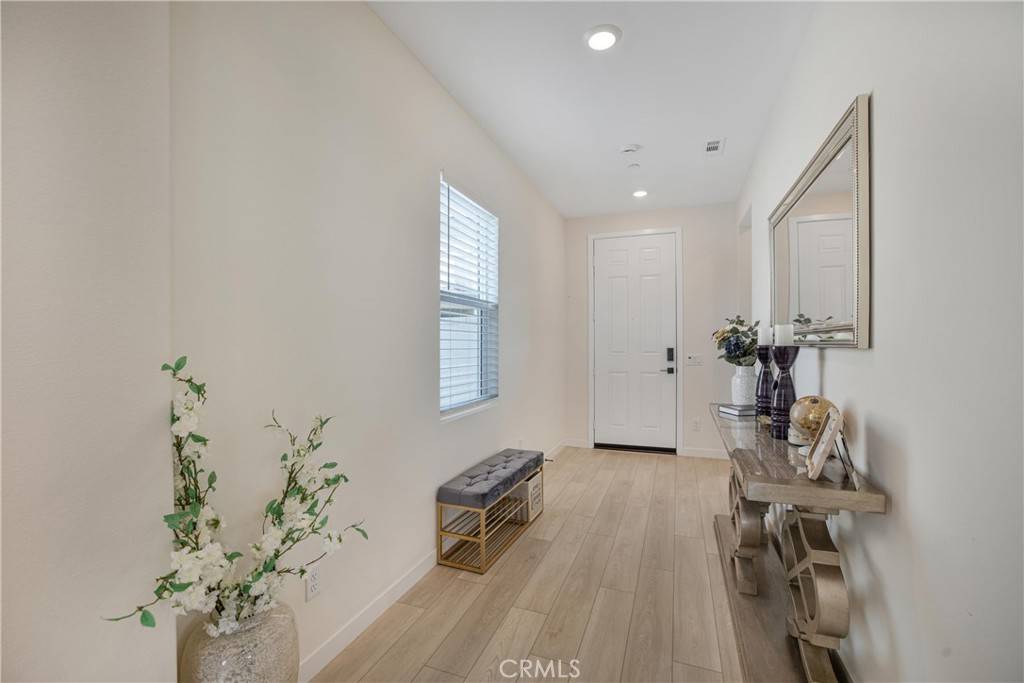 Valencia, CA 91381,27824 Marquee Drive