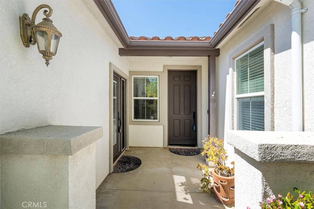 Saugus, CA 91390,21729 Rose Canyon LN