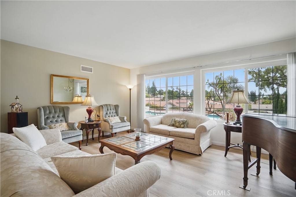 Porter Ranch, CA 91326,11806 Thunderbird AVE