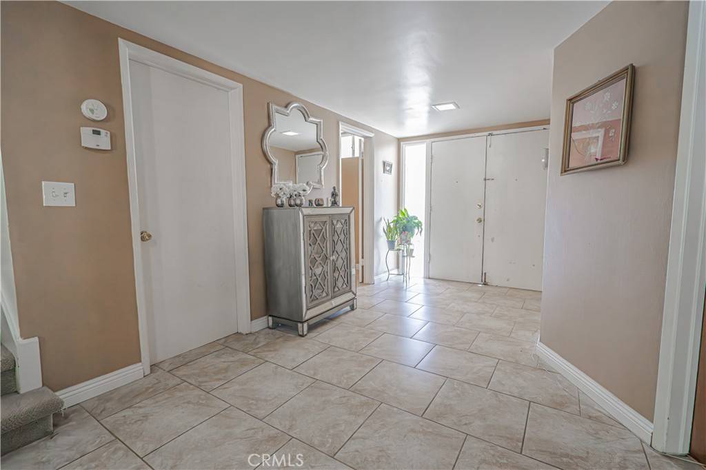Woodland Hills, CA 91367,22607 Hatteras ST