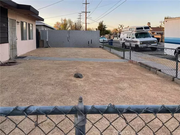 Lancaster, CA 93534,44817 Redwood AVE