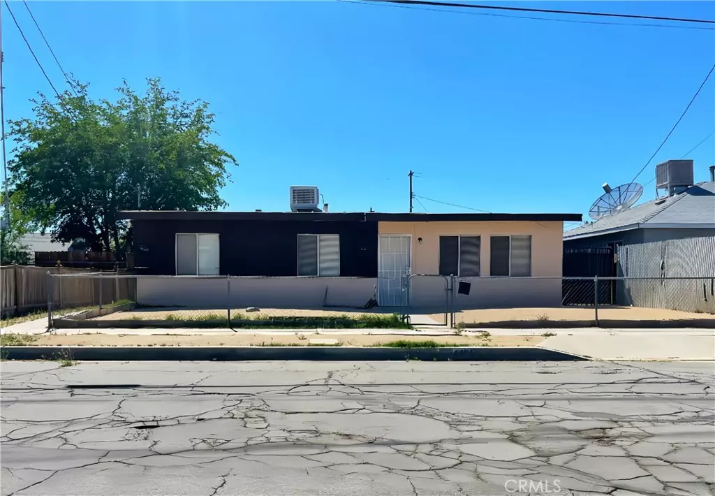 Lancaster, CA 93534,44817 Redwood AVE