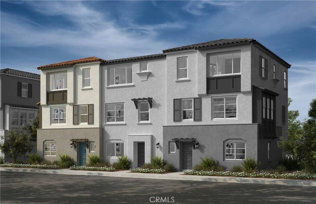 Pico Rivera, CA 90660,9347 Via Azul