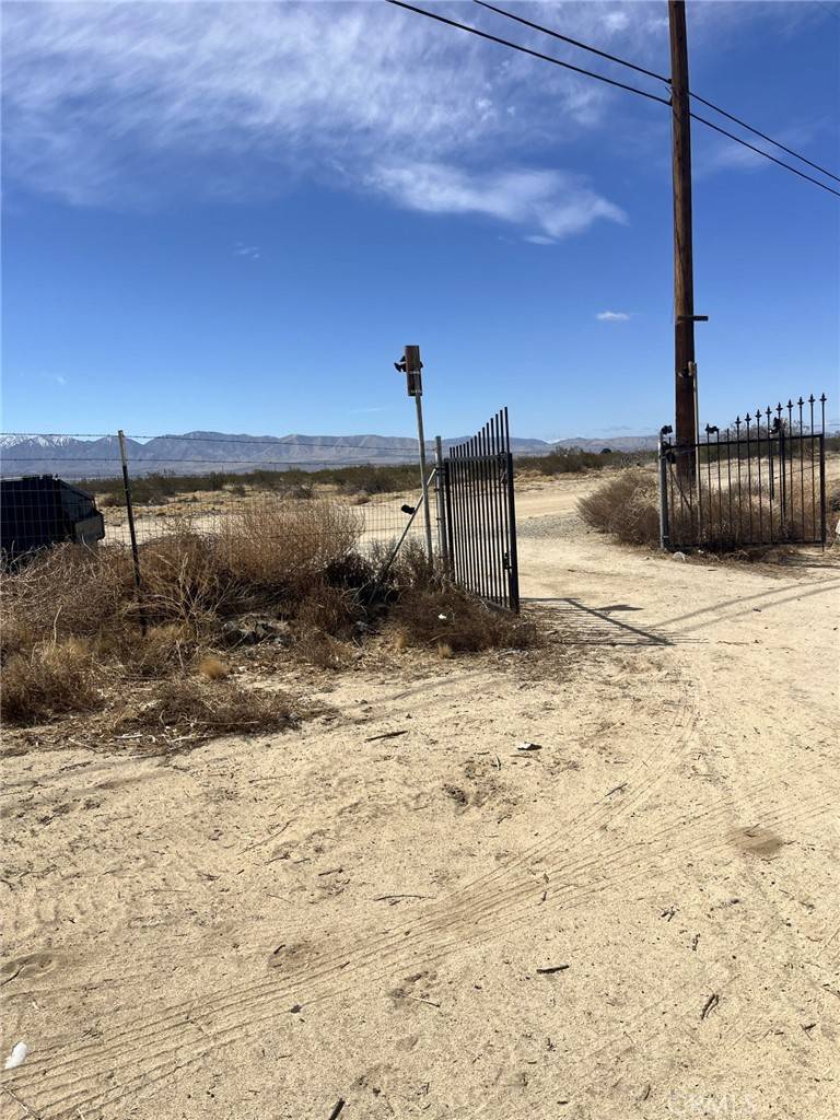 Palmdale, CA 93591,19507 E Avenue Q