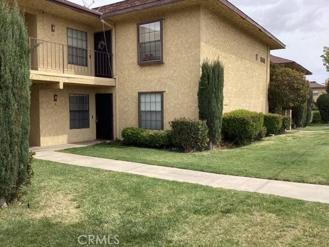 1551 W Avenue L #5, Lancaster, CA 93534