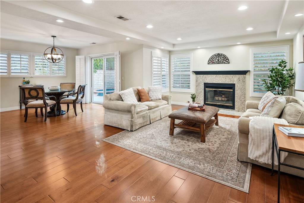 Valencia, CA 91355,24118 Saint Moritz DR