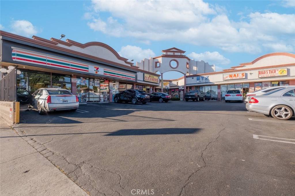 Northridge, CA 91325,8707 Lindley AVE #G