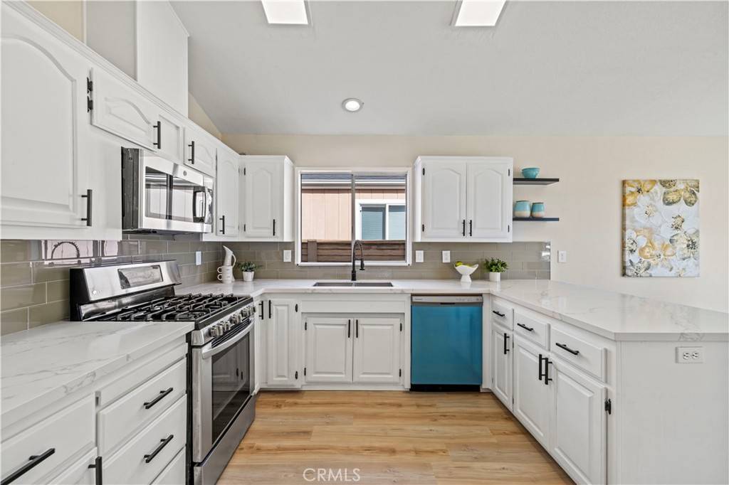 Canyon Country, CA 91351,20001 Northcliff DR