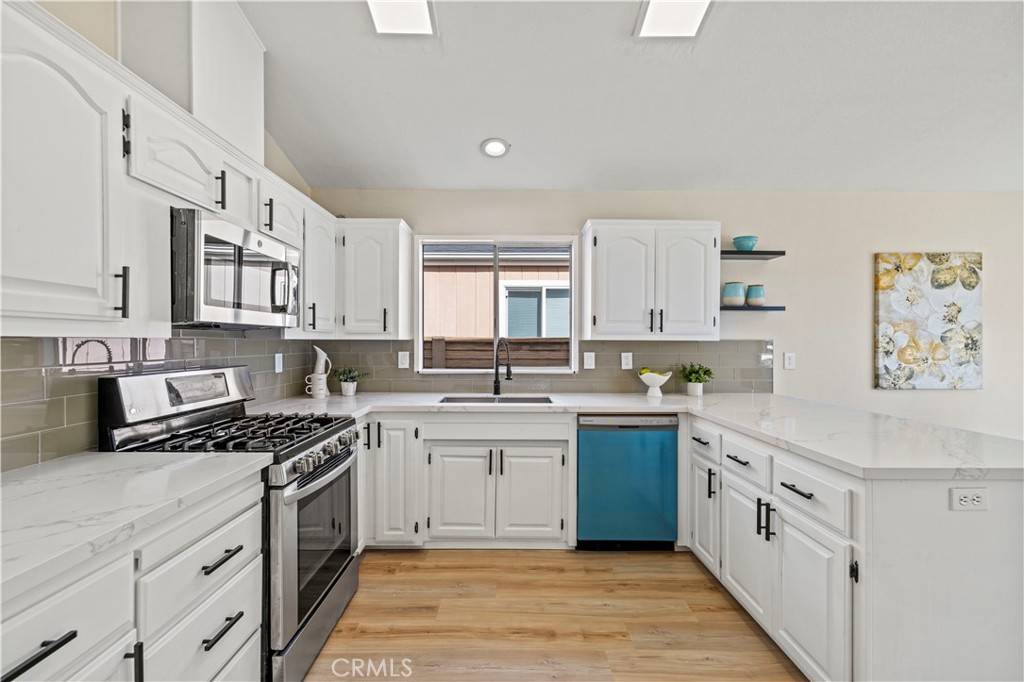 Canyon Country, CA 91351,20001 Northcliff DR
