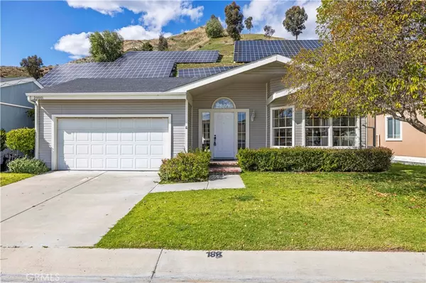 Canyon Country, CA 91351,20001 Northcliff DR