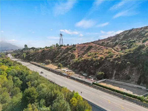 Shadow Hills, CA 91040,10550 Wentworth ST