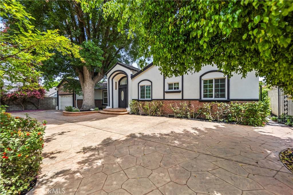 Sherman Oaks, CA 91403,4428 Saugus AVE