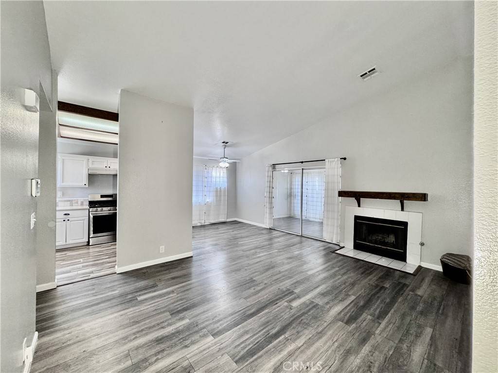 Rosamond, CA 93560,3469 Granite CT