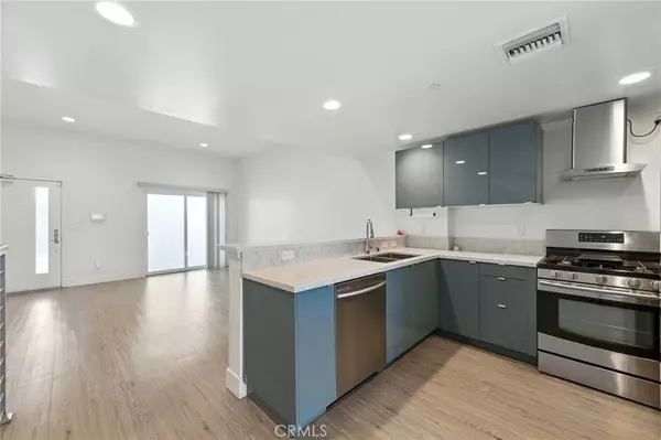 Studio City, CA 91602,4461 Tujunga AVE #102