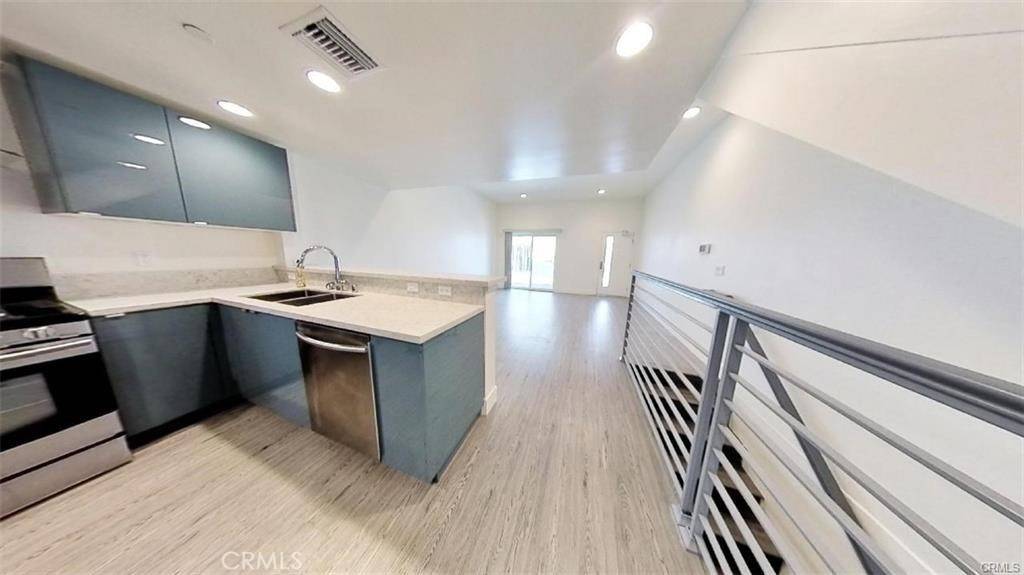 Studio City, CA 91602,4461 Tujunga AVE #102