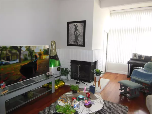 Canoga Park, CA 91304,7800 Topanga Canyon BLVD #323