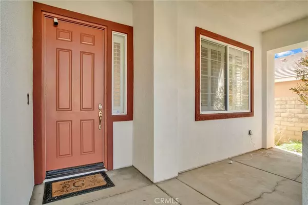 Saugus, CA 91390,28514 High Ridge DR