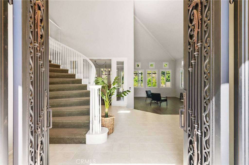 Moorpark, CA 93021,4109 Laurelview DR