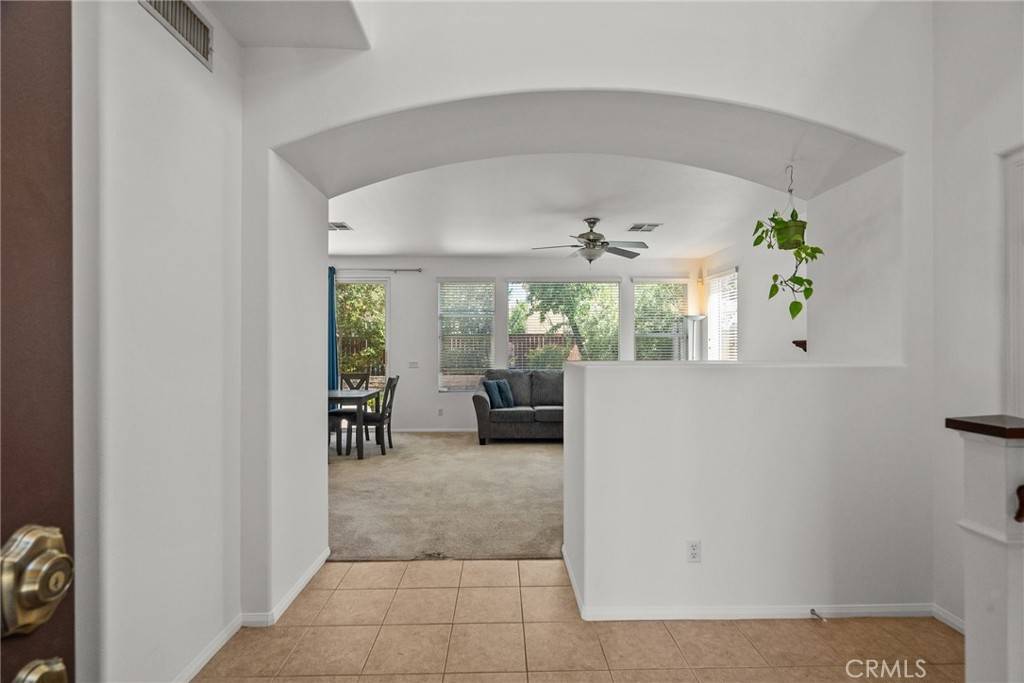 Canyon Country, CA 91387,17650 Medley Ridge DR
