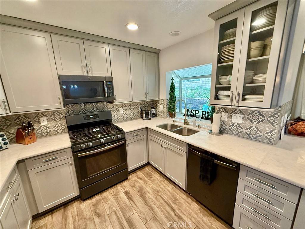 Castaic, CA 91384,28236 Branch RD