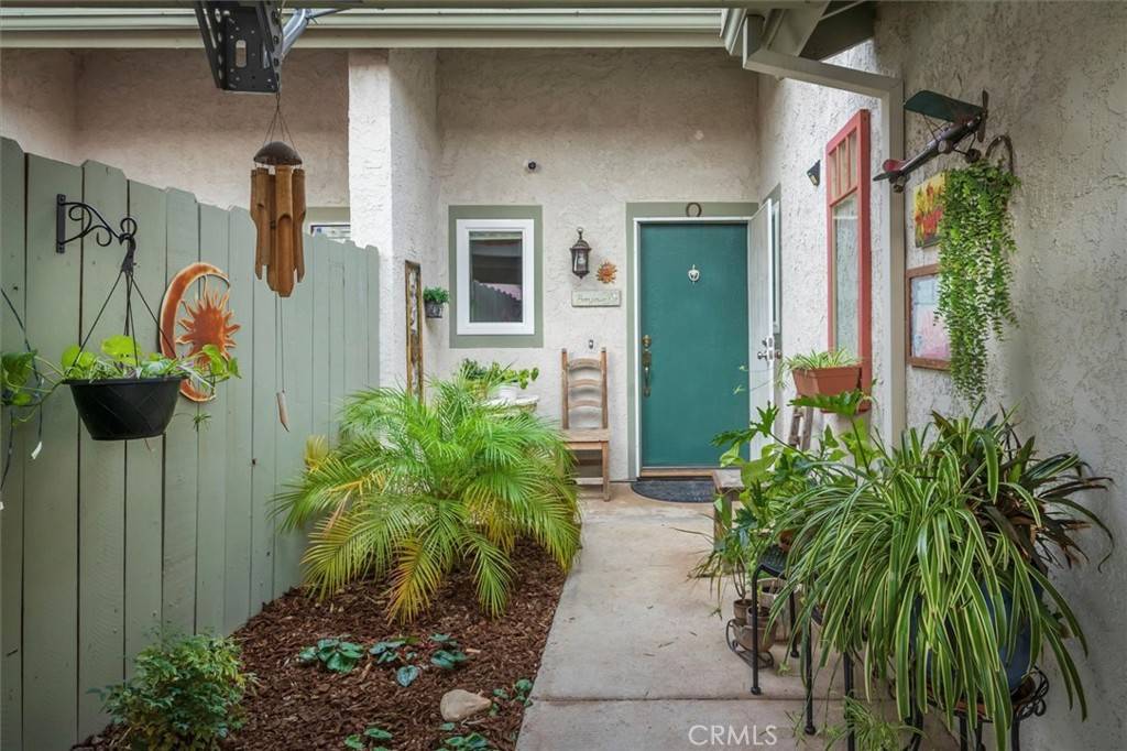 Canyon Country, CA 91387,15827 Ada ST