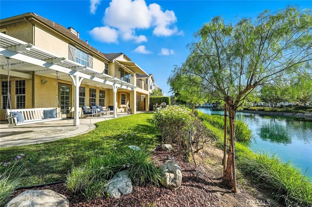 Valencia, CA 91355,27052 Island RD