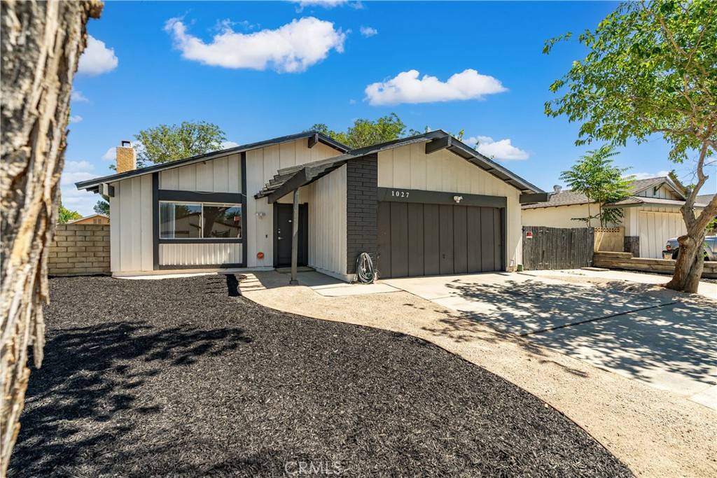 Lancaster, CA 93535,1027 Caperton ST