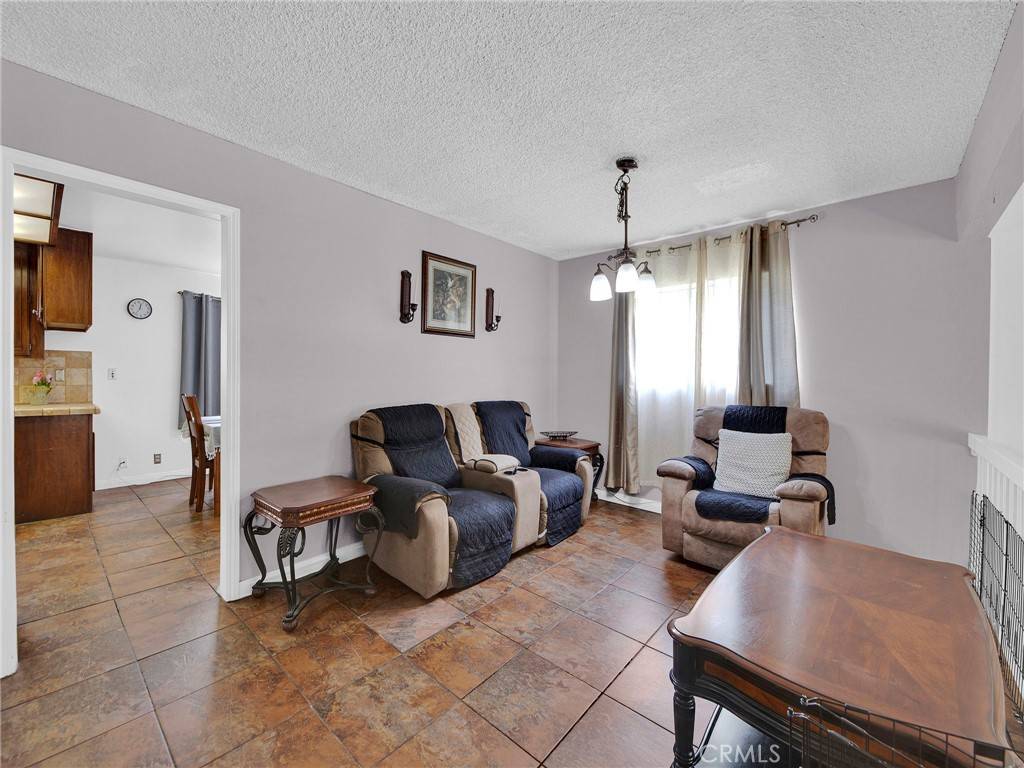 Reseda, CA 91335,18425 Saticoy ST #1