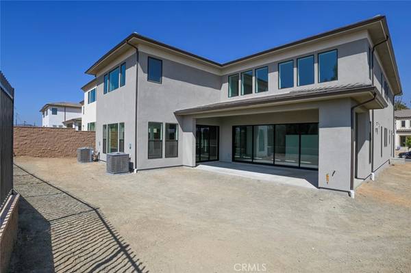 Chatsworth, CA 91311,20552 Edgewood CT