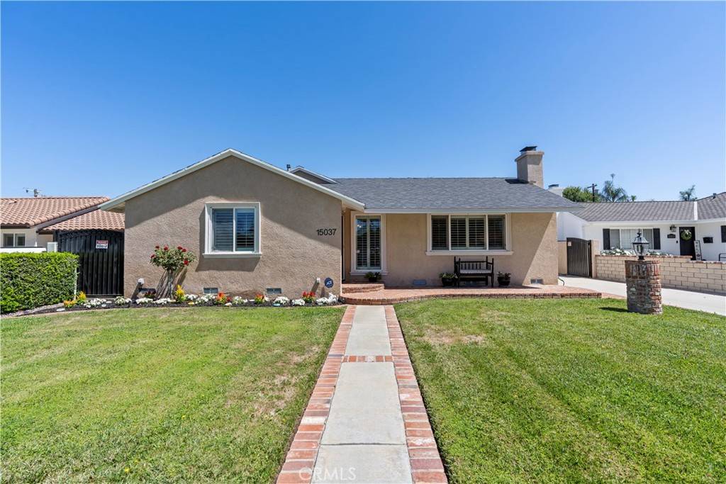 San Fernando, CA 91345,15037 Hiawatha ST