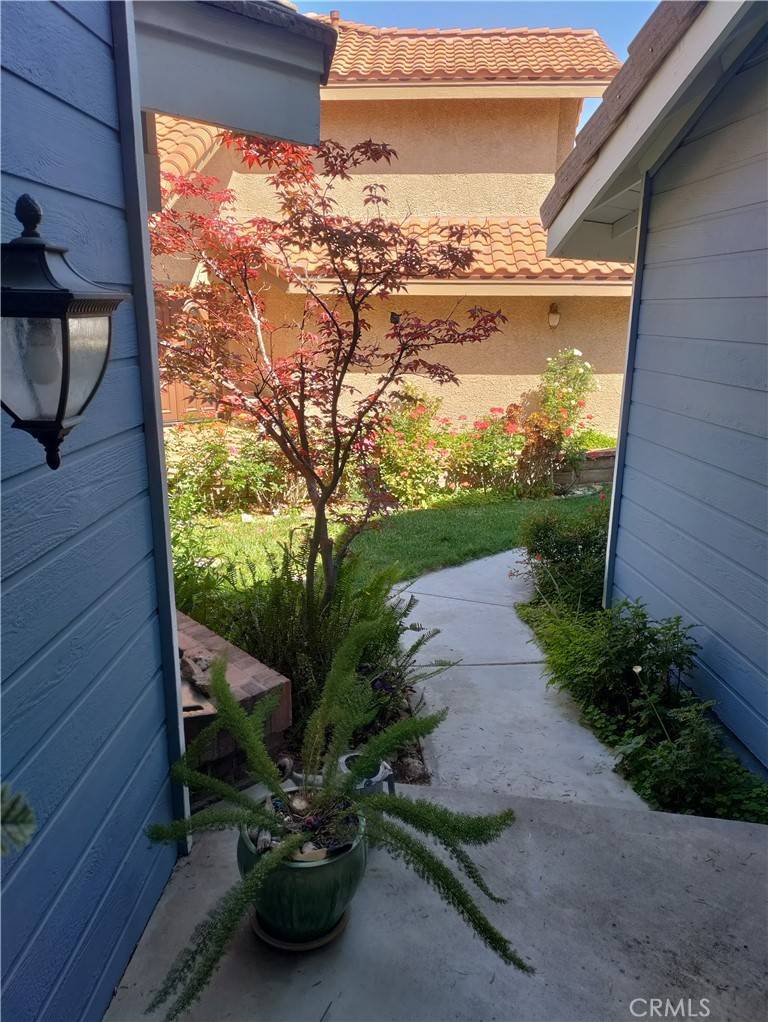 Saugus, CA 91350,22000 Jodi PL
