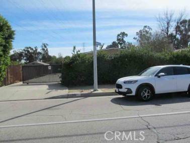 Mission Hills (san Fernando), CA 91345,14906 Chatsworth DR