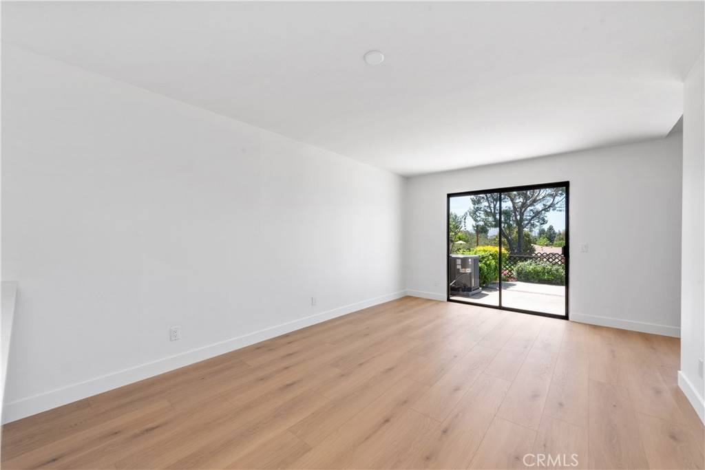 Newbury Park, CA 91320,659 Valley Oak LN