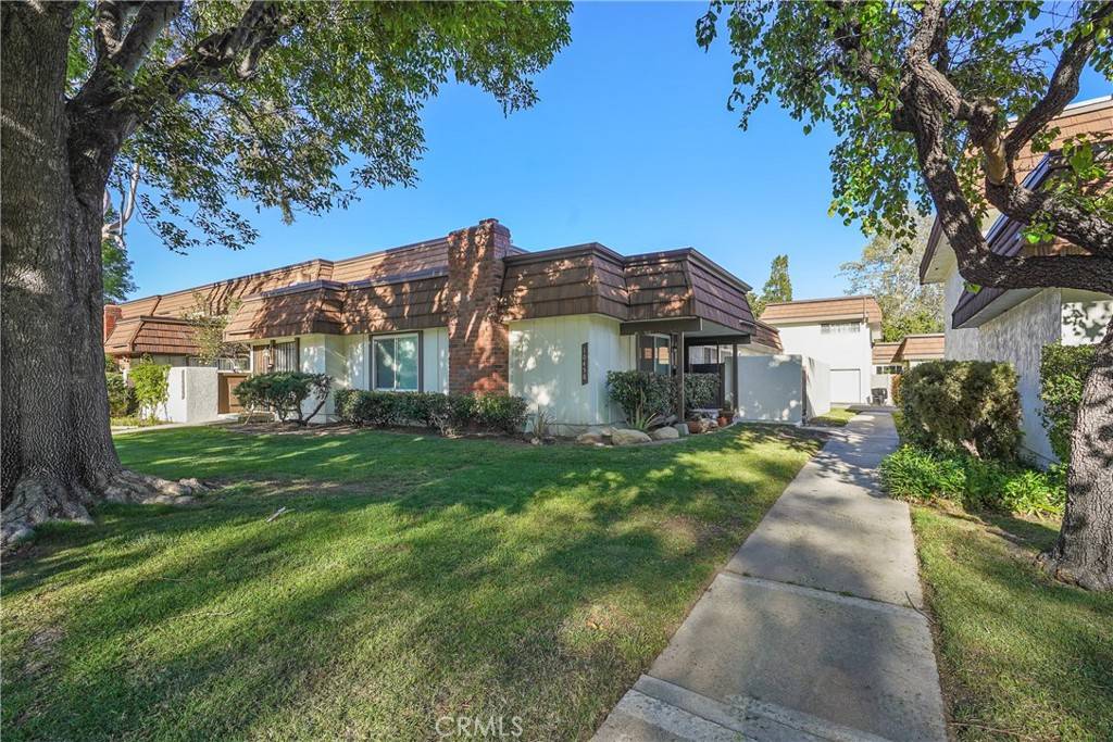 10458 Larwin AVE #25, Chatsworth, CA 91311