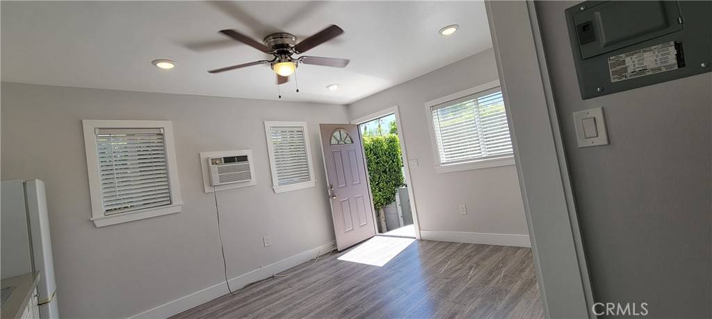 Los Angeles, CA 90065,551 W Avenue 26