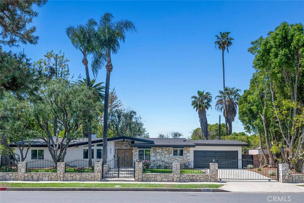 Woodland Hills, CA 91364,4701 Deseret DR