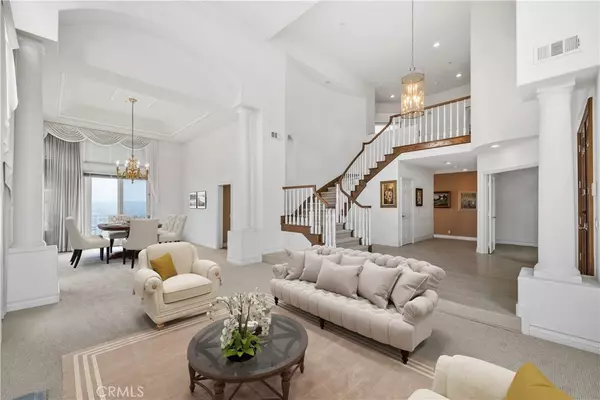 24926 Vista Verenda, Woodland Hills, CA 91367